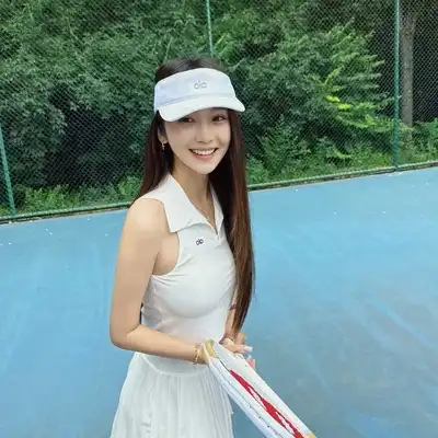 雷雅博